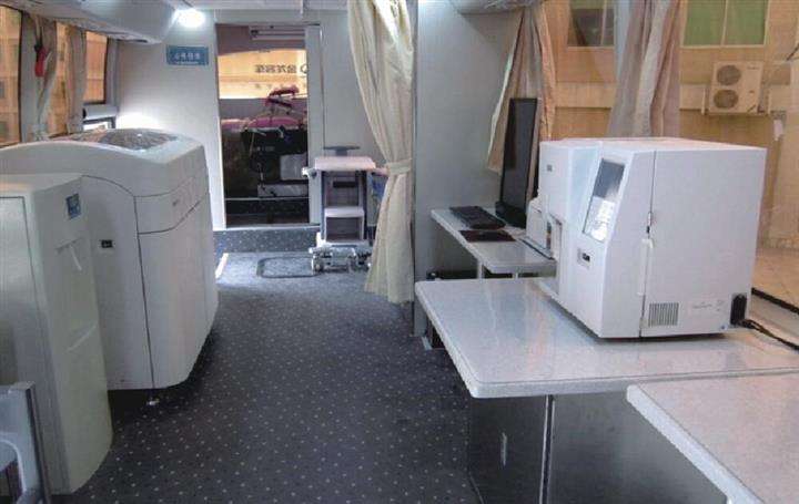 體檢車的功能你了解嗎？體檢車廠家為您詳細解答。02