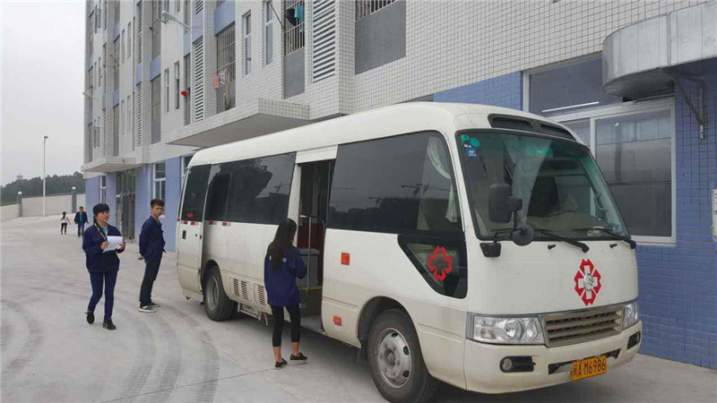 流動體檢車廠家用心嗬護市民身體健康