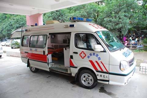 購買救護車前對廠家進行篩選能有效控製成本